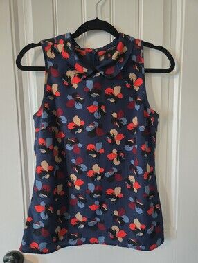 Ann Taylor Navy Sleeveless Floral-Print Camisole with Collar